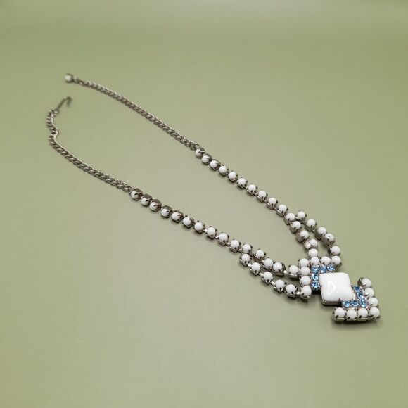 Vintage Milk Glass Soft Blue Rhinestone Necklace Choker Unsigned - Picture 5 of 11